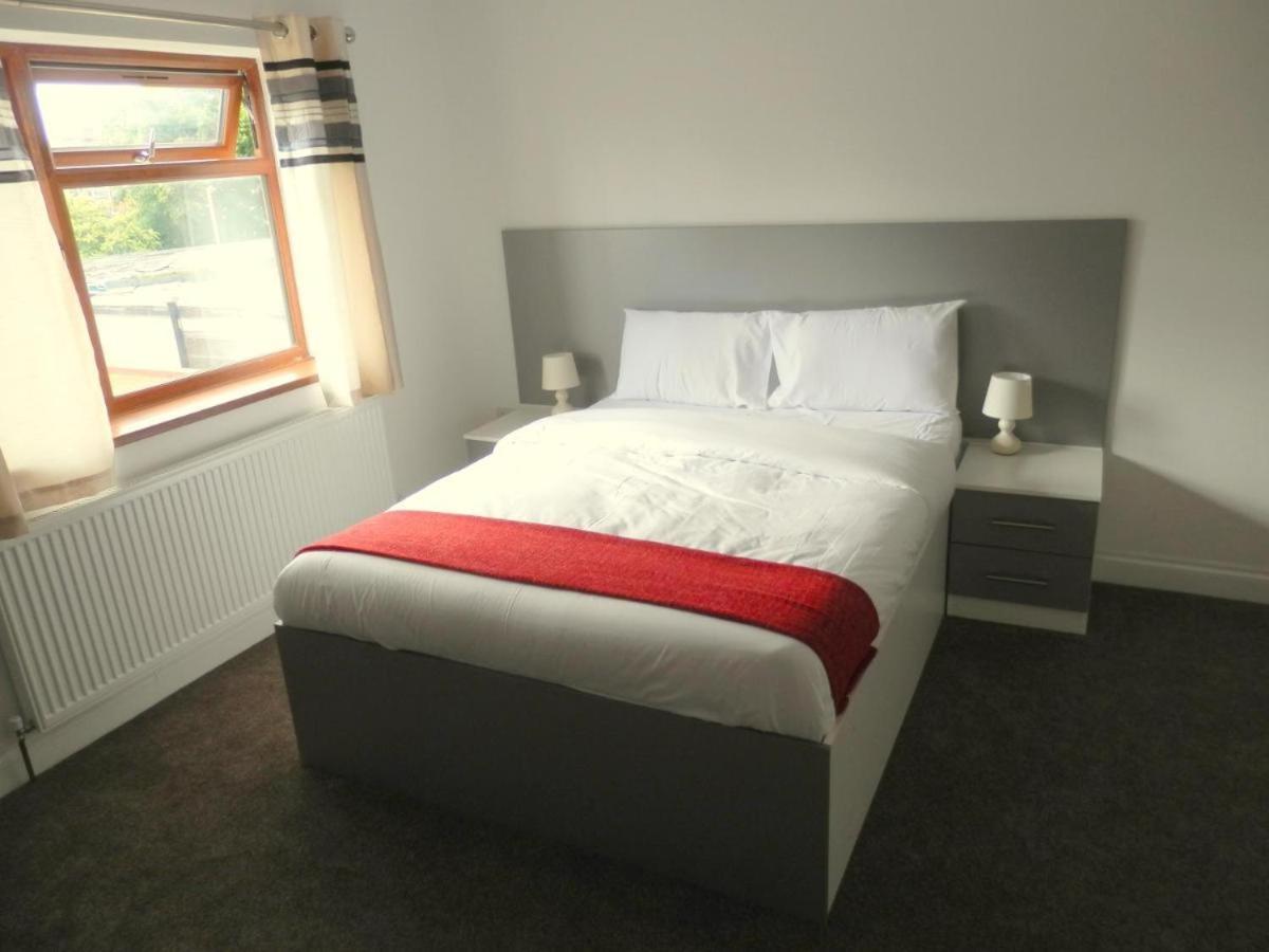 Heathrow Travellers Hub Bed & Breakfast Hounslow Luaran gambar